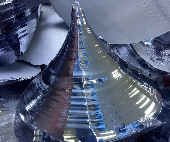 標題：單晶硅頭料
瀏覽次數(shù)：320
發(fā)表時間：2025-05-28